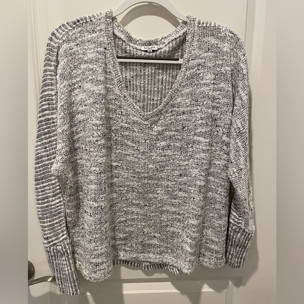 Splendid sweater  grey size L EUC